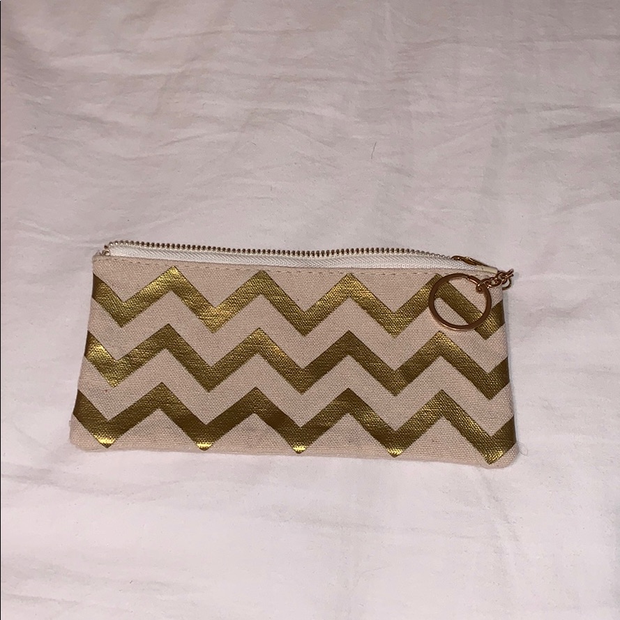 Chevron Patterned Pouch